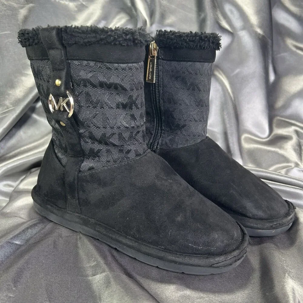 Michael Kors Yancy Faux‎ Fur Boots Booties Girls 13 Black / Gold MK Logo Winter